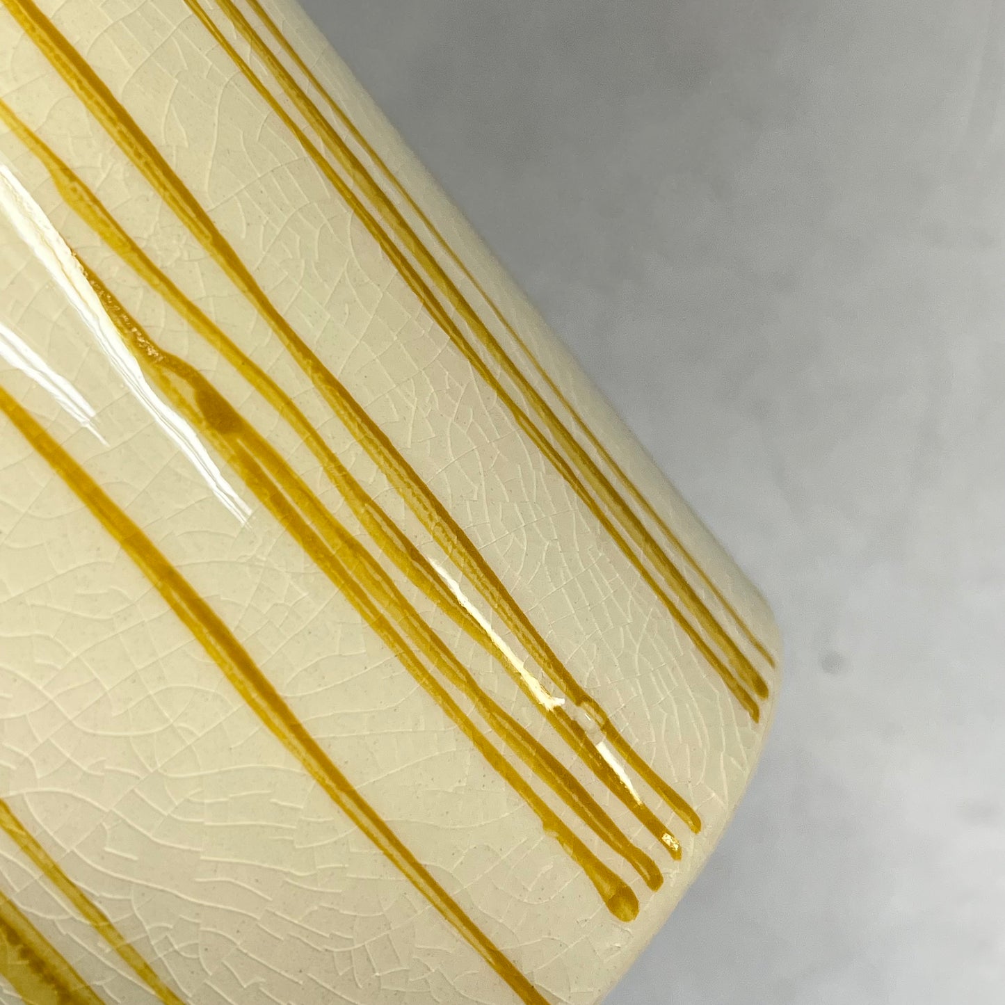 SILVER TREE Ceramic Crackle Glaze Plant Pot 5"x5" Yellow Paint Stripe A11087
