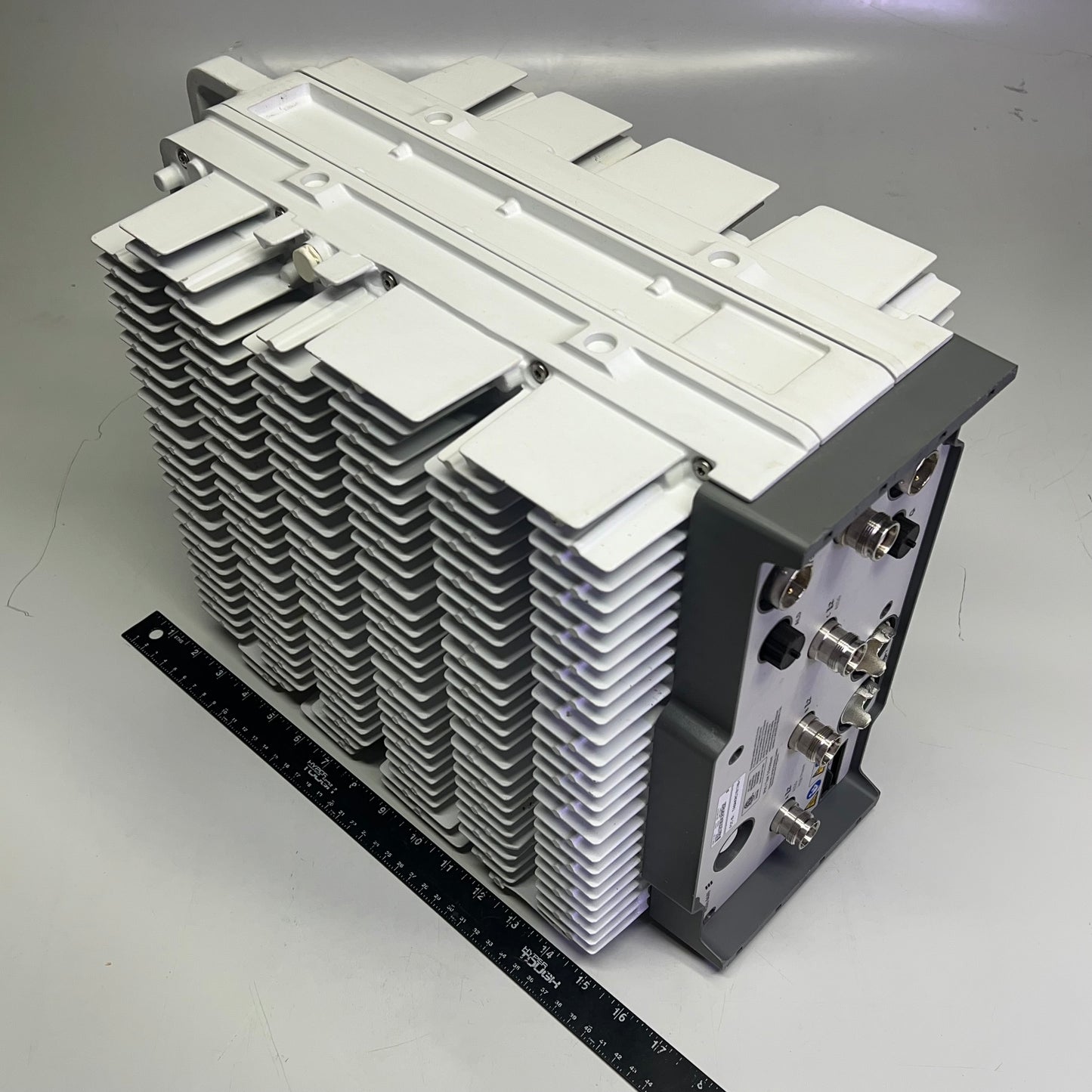 ERICSSON Fiber Optic Transceivers KRC 161 647/1 Radio 2218 B42B KRC161647/1 Gray