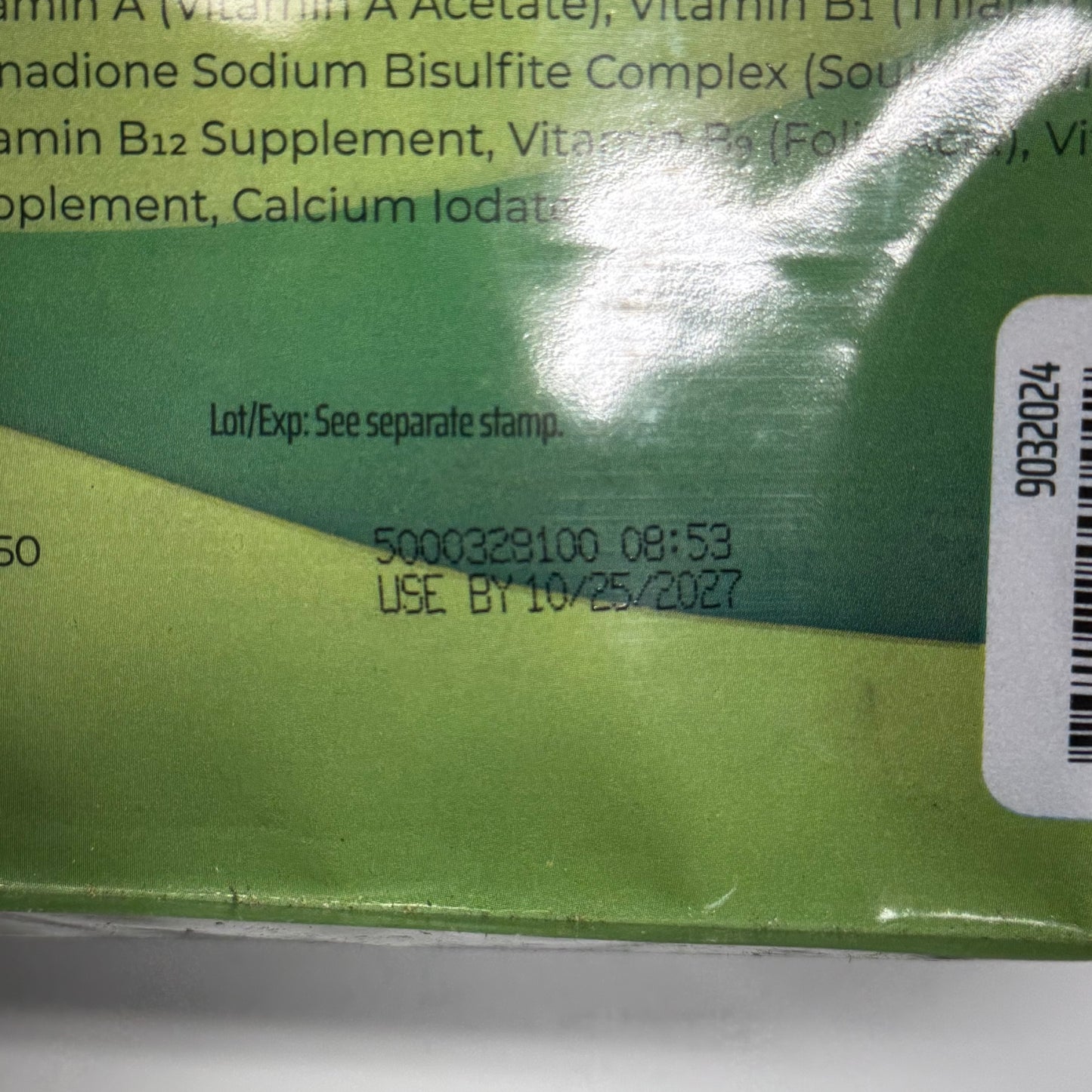 ZUPREEM FruitBlend Flavor with Natural Flavors Daily Parrot & Conure Bird Food 10 lb. BB 10/27