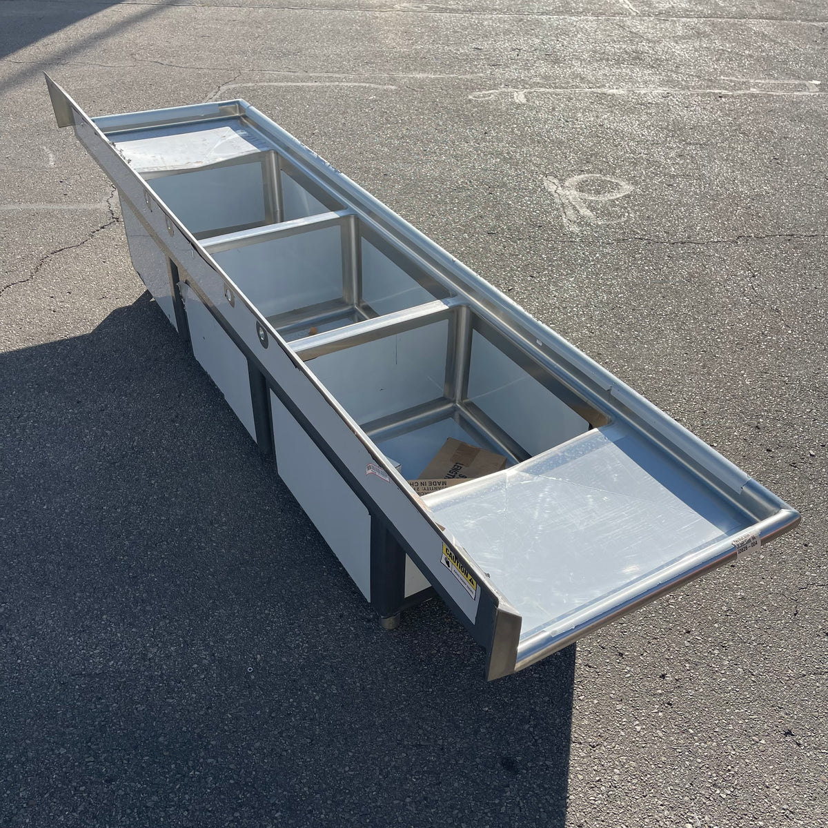 REGENCY 3-Compartment Sink 113” Stainless Steel 600S32424218 (AS-IS)