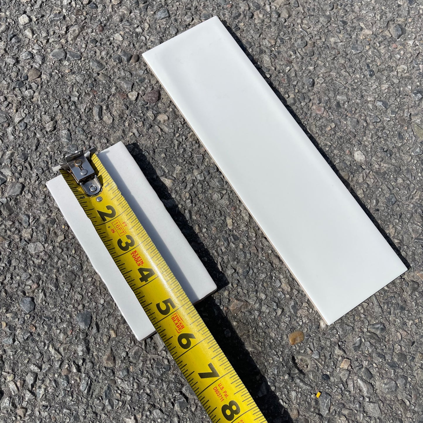 ZA@ Pallet of PORTOBELLO Parede Wall Tiles, White 5”x2.5” & 9.75”x2.75” (AS-IS)