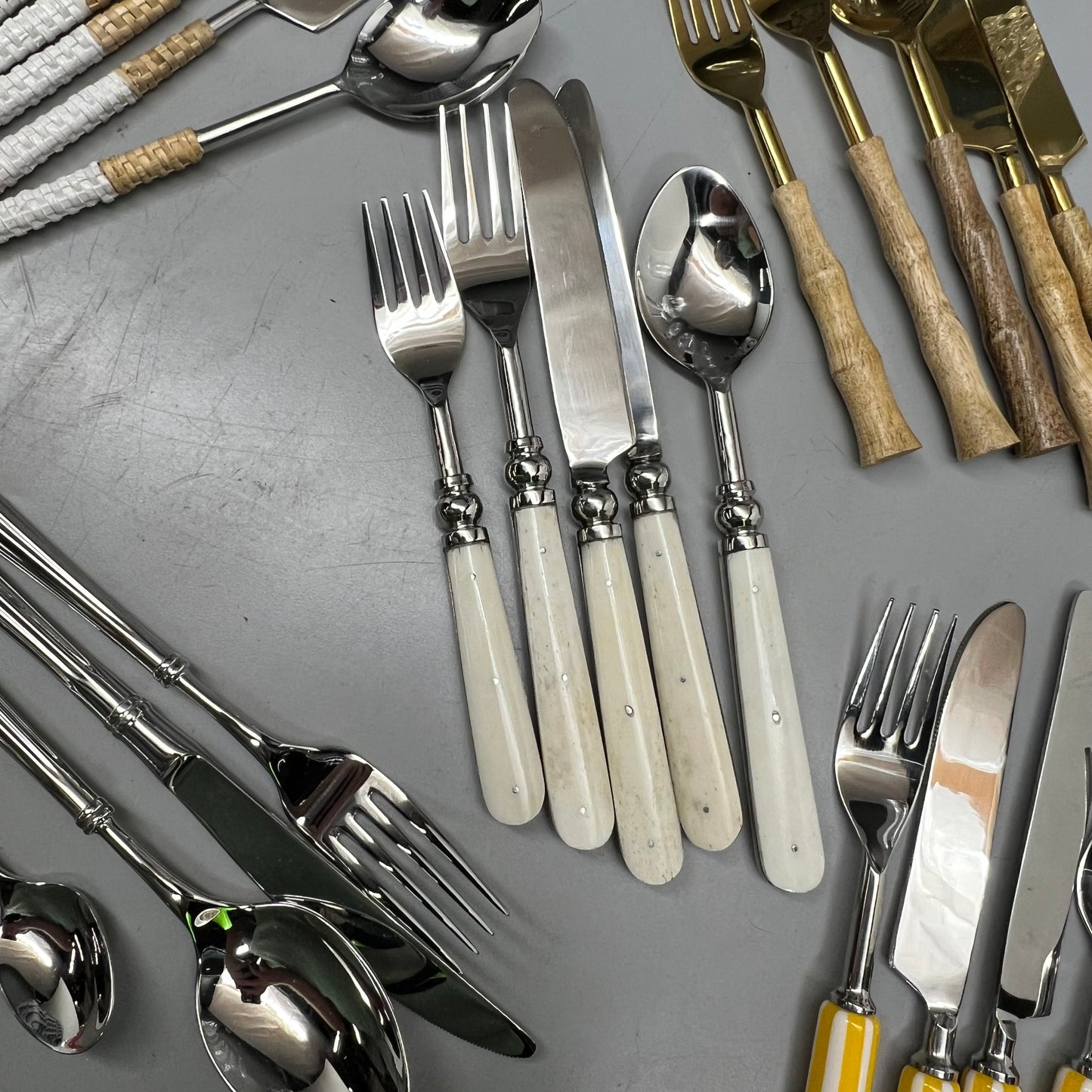 ZA@ PAYWUT Assorted Cutlery, Wine Glasses, and Commercial Dishwasher Rack