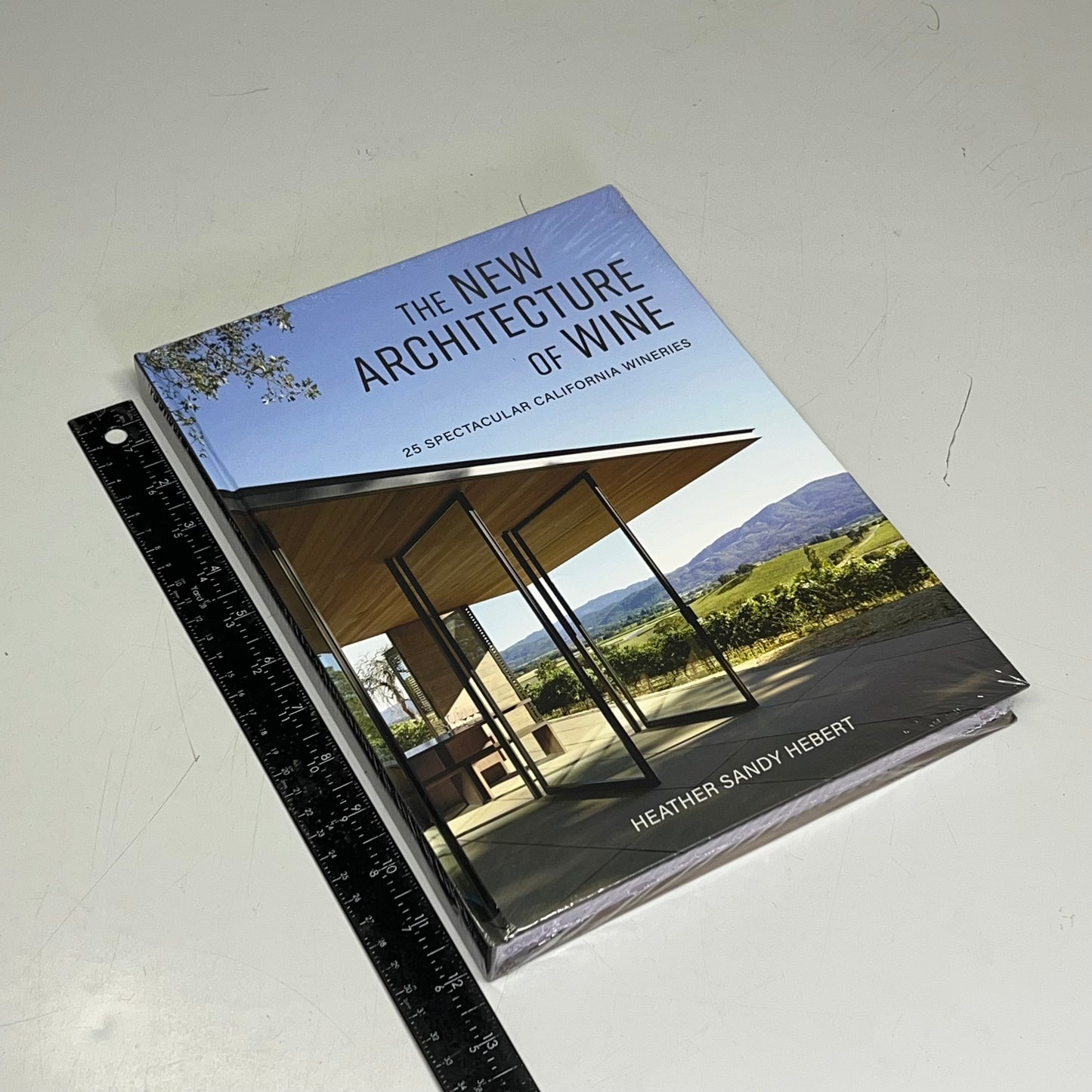 THE NEW ARCHITECTURE OF WINE 25 Spectacular California Wineries Hardback Book