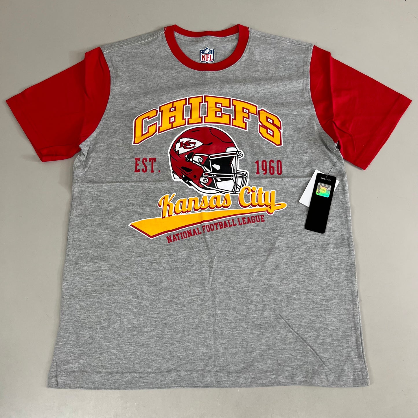 NFL  Kansas City Chiefs G-lll Sports T-Shirt Men's Sz M Red, Grey, Yellow 6AHOO816