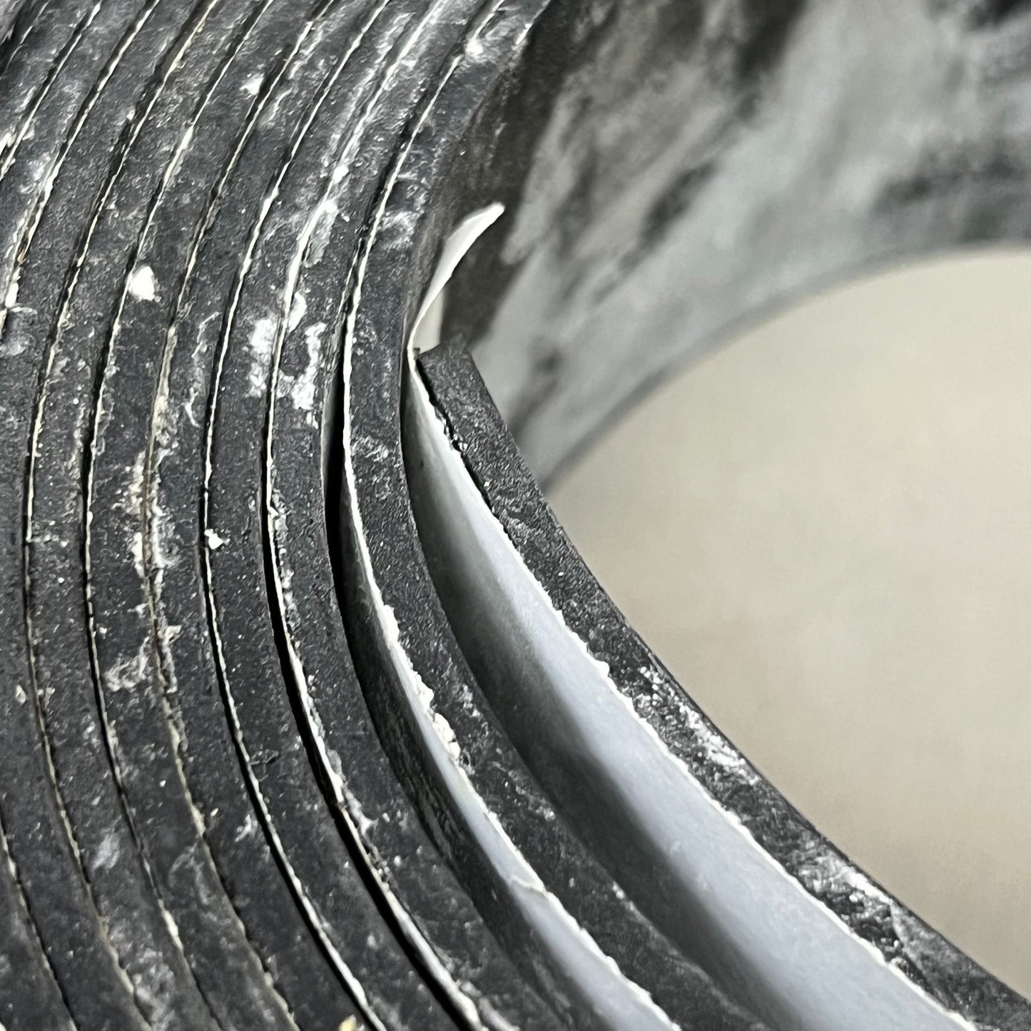 Industrial Double-Sided Foam Tape 2"x36yds Black (New Other-Slightly Dirty)