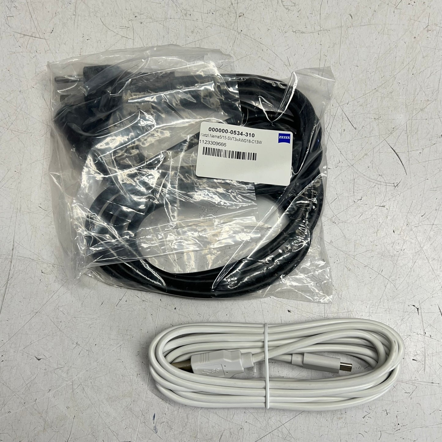 ZEISS Microscope Power Cord NEMA 5/15-SVTSXAWGG18-C13W 000000-0534-310