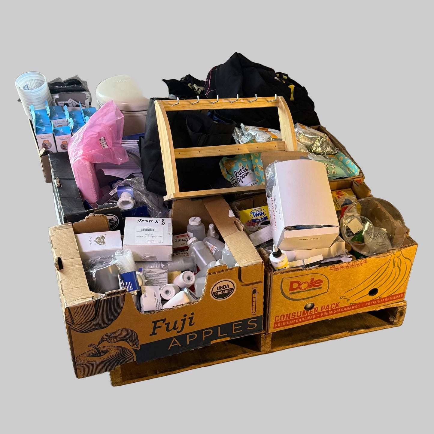 ZA@ Pallet of MIXED Food, Clothing, Baby Cereal, Diaper Cream, Shoe Covers, Etc... (AS-IS)
