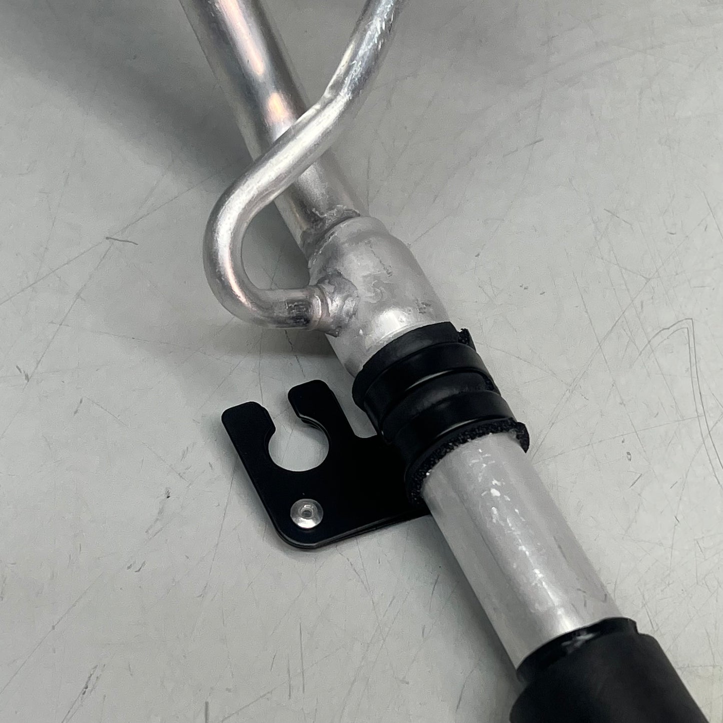 FOUR SEASONS Suction & Liquid Line Internal Heat Exchange Assy For Kia 66527