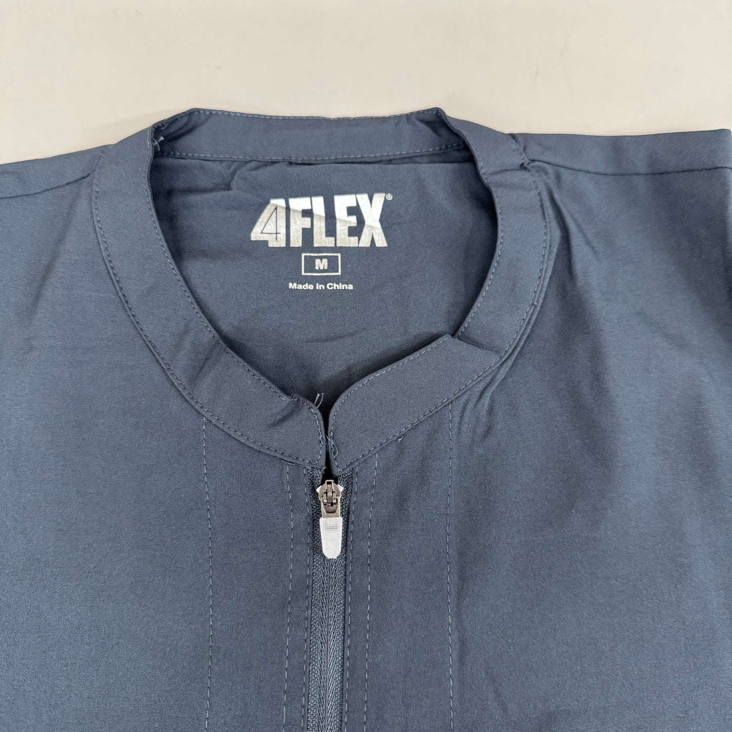 GREEN TOWN 4 Flex Scrubs Jumpsuit Cinch In Waist Women's Sz M Pewter GFX-023AST