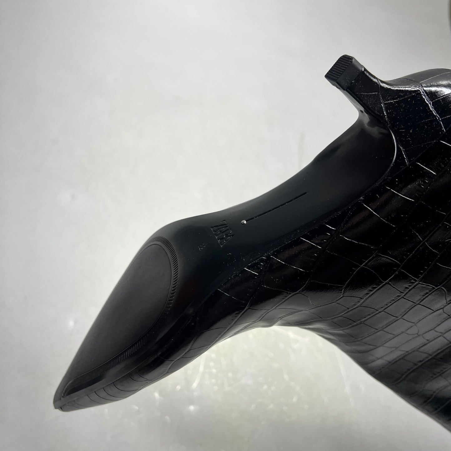 ZA@ ZARA Pointed Toe Crackled Kitten Heel Calf Boot Women's Sz 38 Black