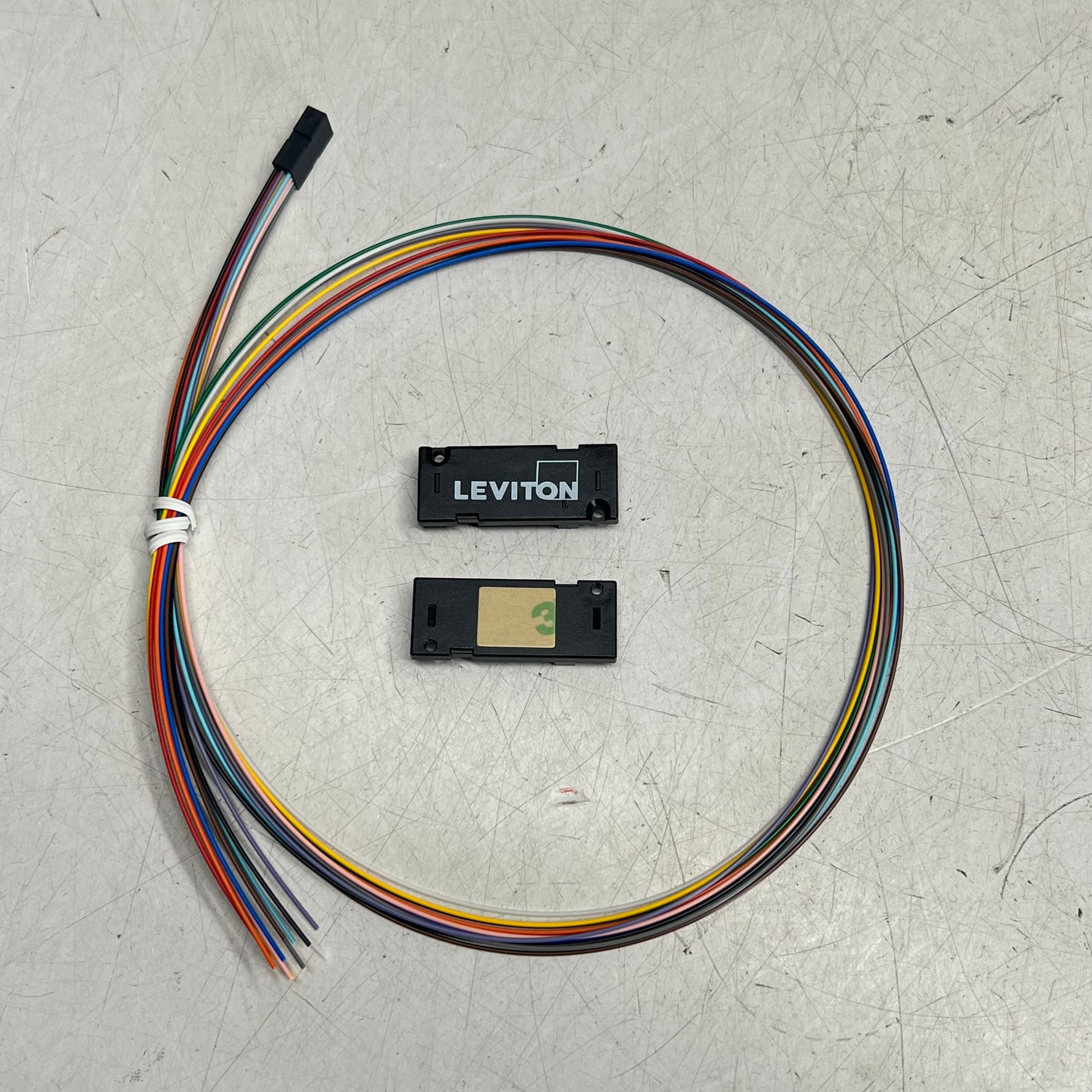 LEVITON Fiber Optic Fan-out Kit  12 Fiber Multicolor 49887-12S