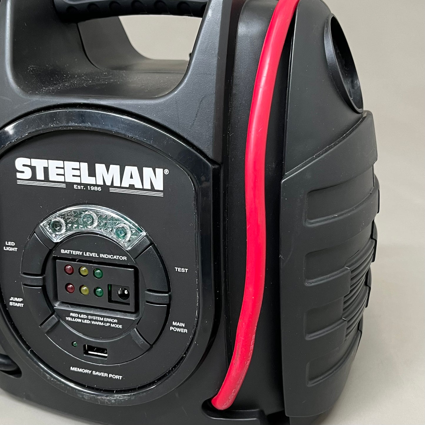 STEELMAN 600A Li-ion Jump Starter Power Bank w/ Memory Saver Cord 8Ah 96WH 60018