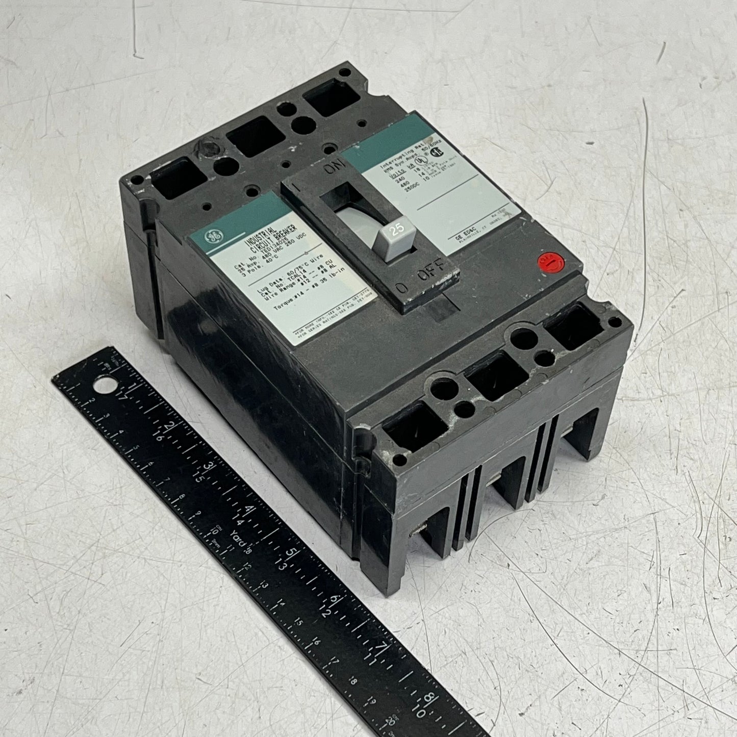 GENERAL ELECTRIC  Molded Case Circuit Breaker 23 AMP 3 Pole TED134025 (Used)
