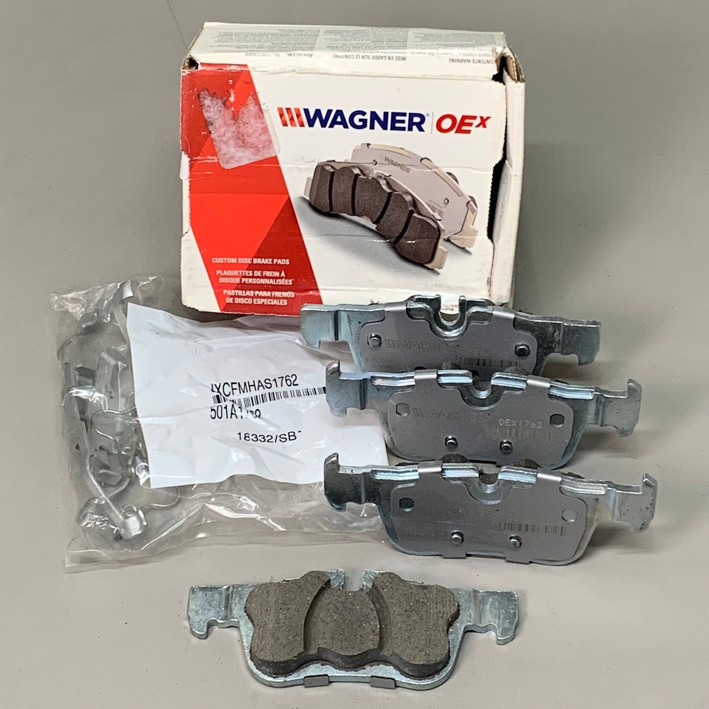 WAGNER OEx Ceramic Disc Brake Pad Set 4 1/2" x 2" Grey OEX1762