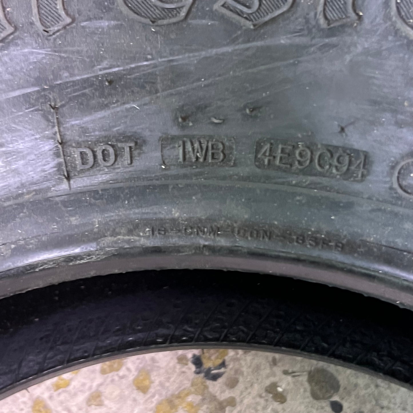 FIRESTONE Destination LE3 Tire 235/70R16 106T Black Dot 4E9C94, 014-817