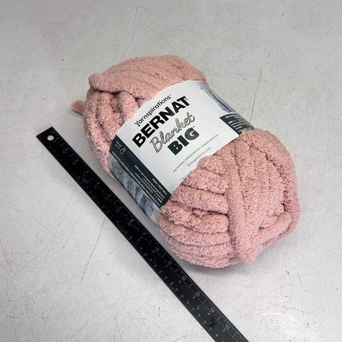 YARNSOIRATIONS Bernat Blanket Yarn Big  32 yds Jumbo Weight  Chalk Rose 161251
