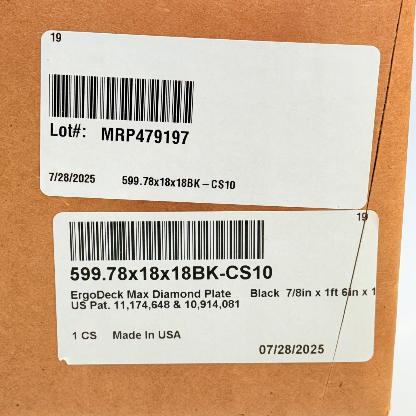 GLOBAL INDUSTRIAL Case Of 10 ErgoDeck Max Diamond-Plate Mat 7/8" 1.5' X 1.5'