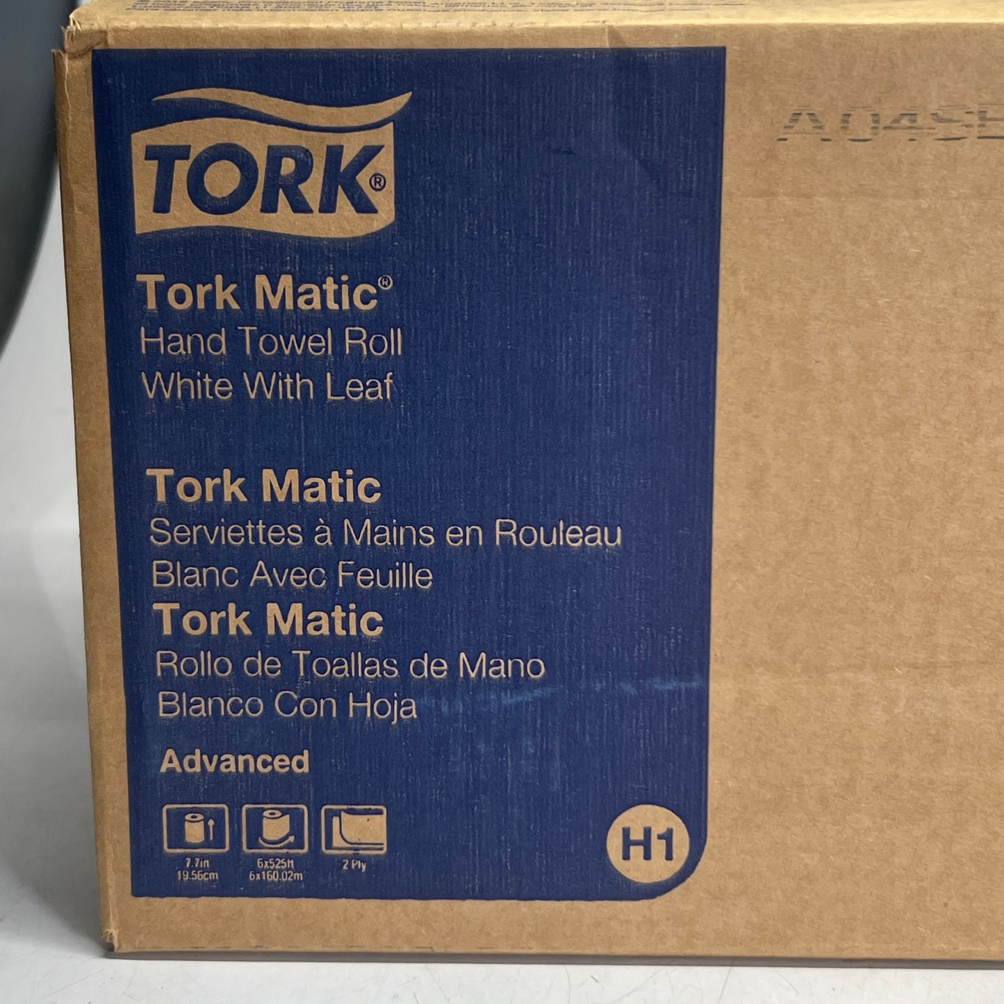 ZA@ TORK (6 ROLLS) Hand Towel Roll, White 7.7"W x 525 ft. 290092A (New Other, Distressed Box)