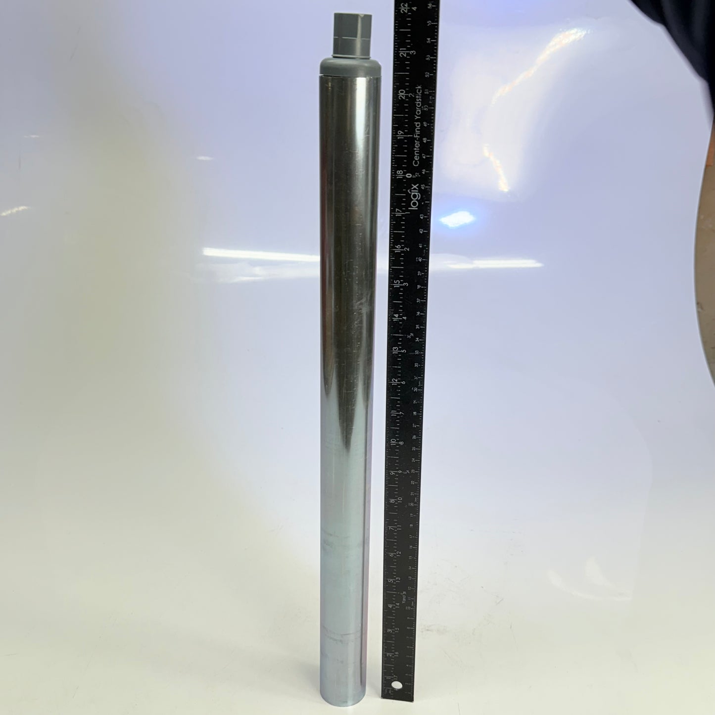 ZA@ WEBSTAURANT Regency 20 1/2" Galvanized Steel Legs For Sinks New (AS-IS)