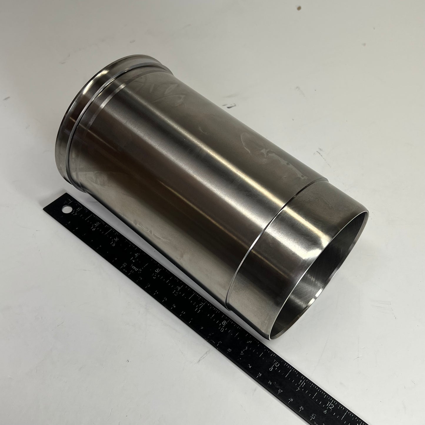 JOHN DEERE Genuine Oem Piston Liner Kit for 6090 Series Engines  DZ114389