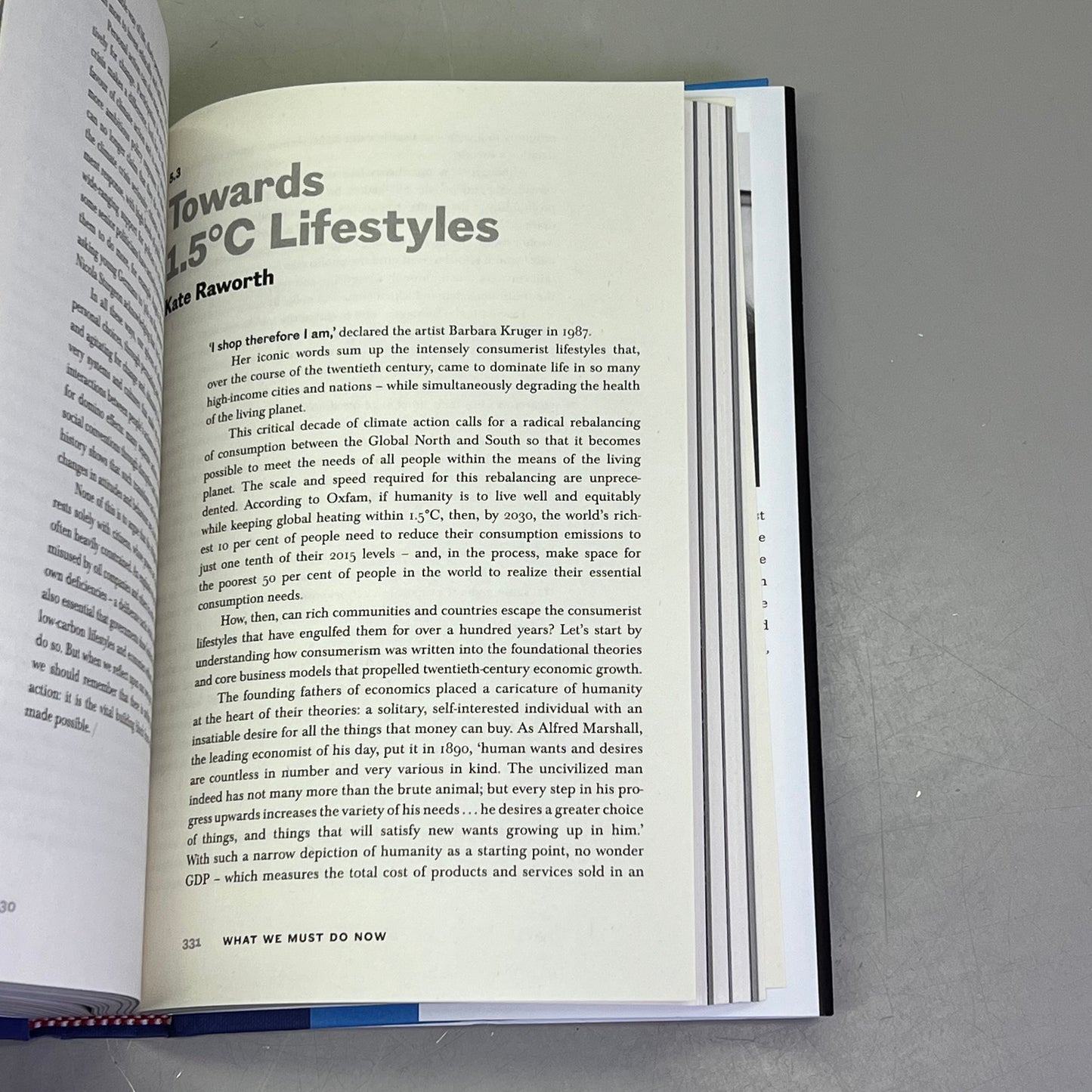 THE CLIMATE BOOK  Climatology The Facts & Solutions By Greta Thunberg Hardback