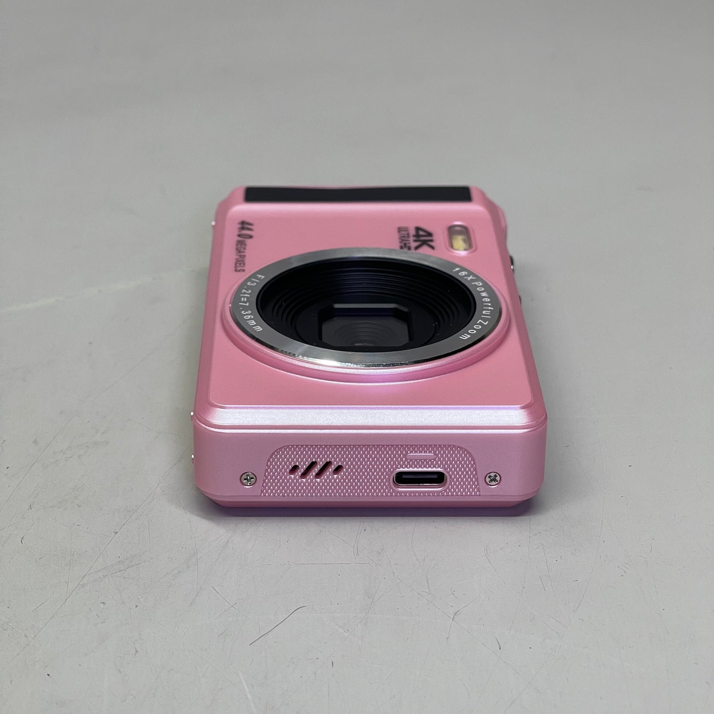 4K Ultra-HD Digital Camera 16x Zoom, 44 Mega Pixels, 7.36mm Pink