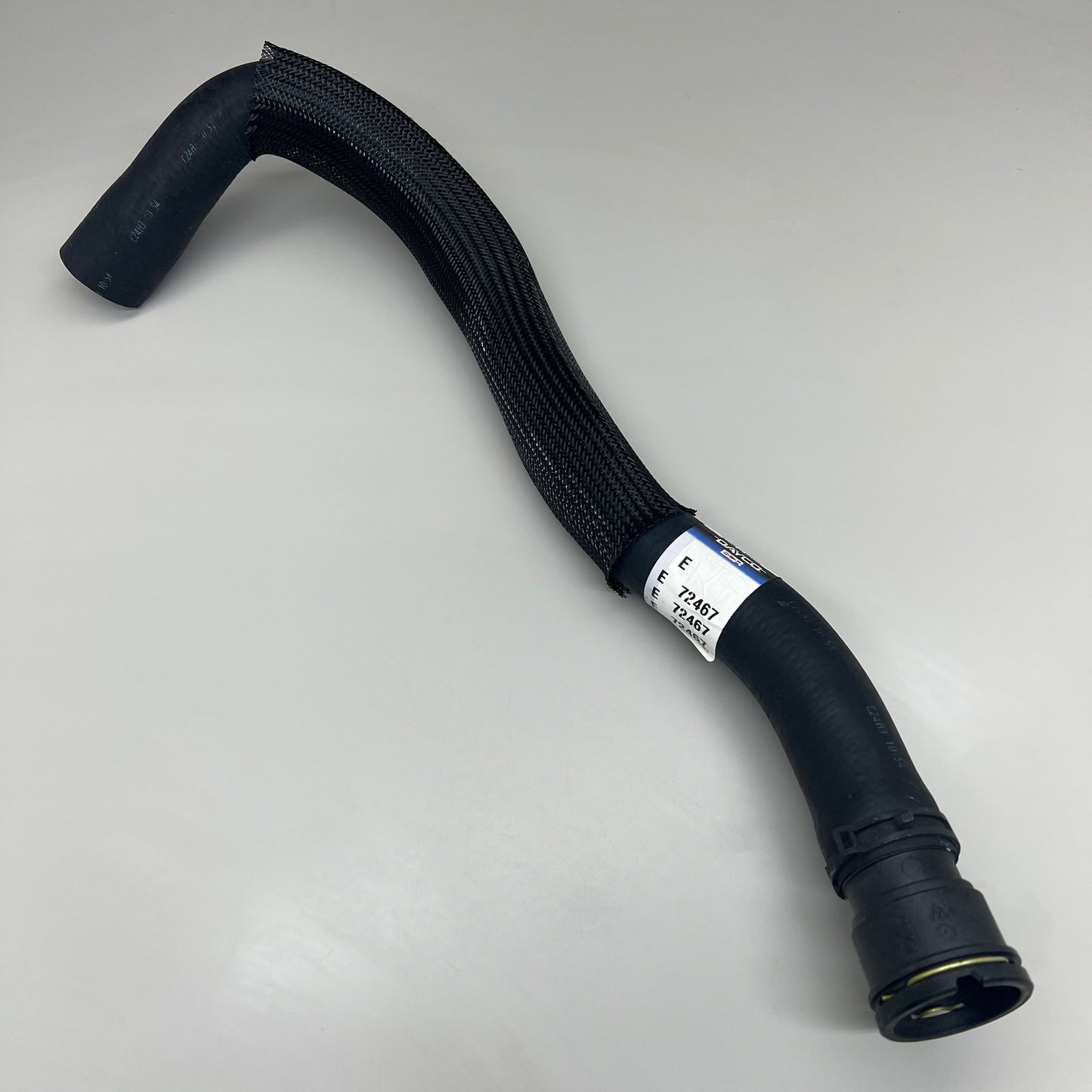 DAYCO Curved Radiator Hose Trunk 24in EPDM Material For Chevrolet & GMC 72467