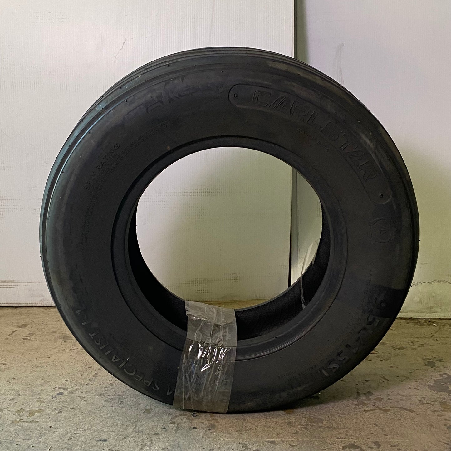 CARLSTAR Tire DOT 52202321 9.5L-15SL Black 6X17713