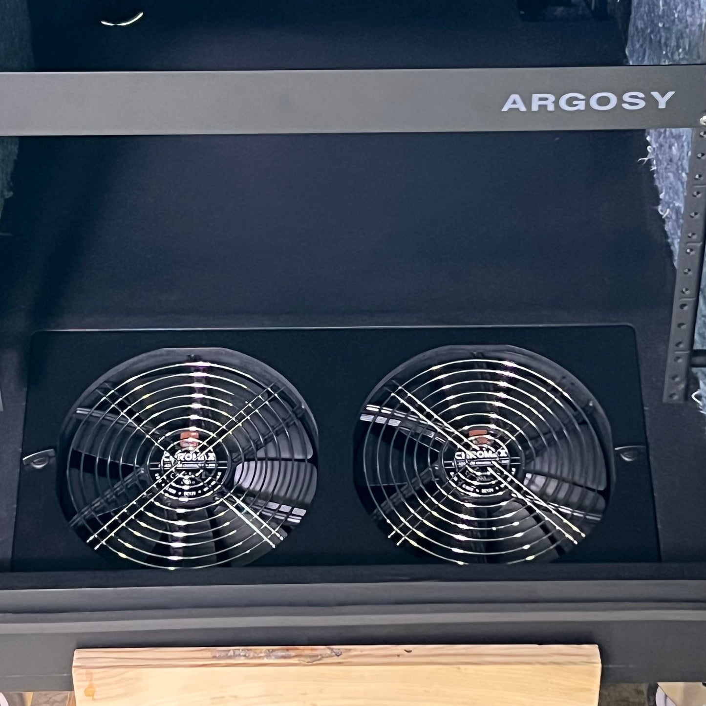 ARGOSY IsoBox PRO12 w/ Right-Hand Door Swing Black Satin on Oak Trim