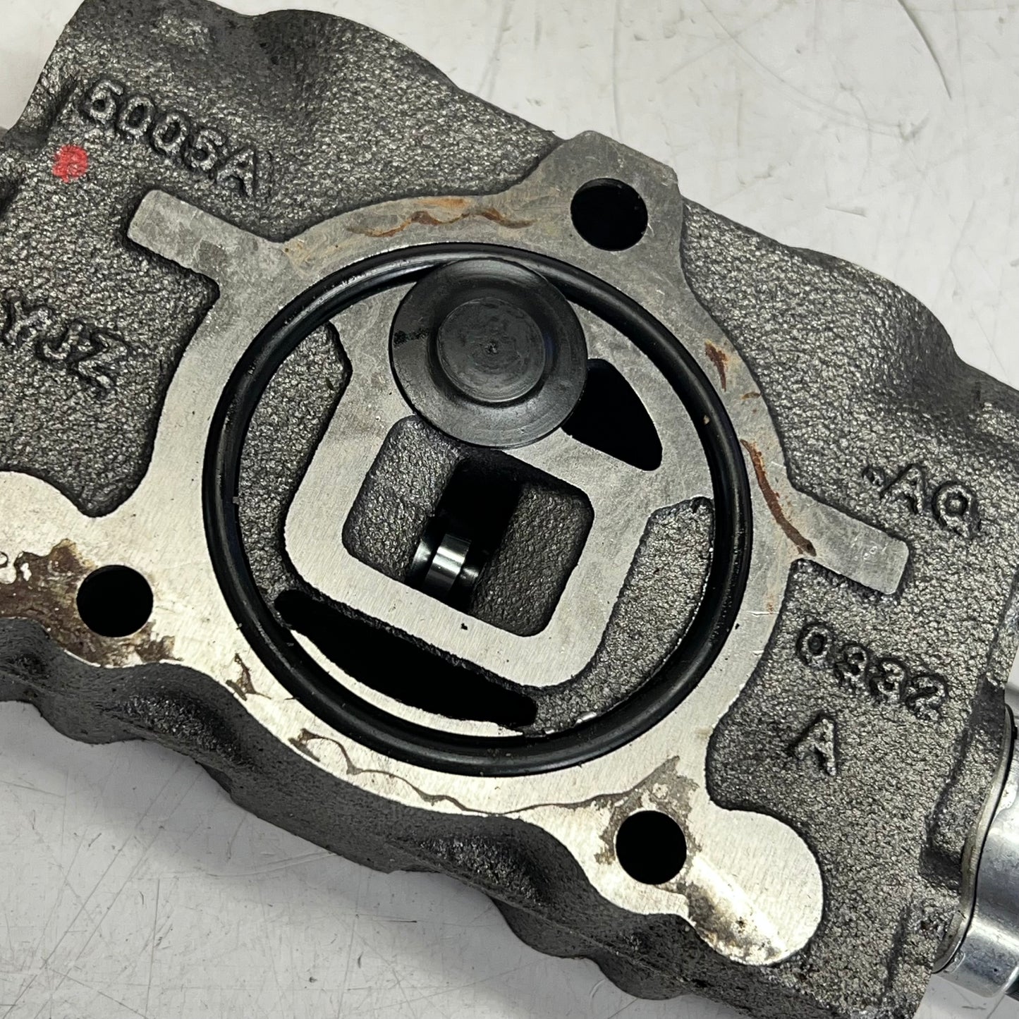 HUSCO Hydraulic Valve Section 5000 Series 3000 PSI Operating Pressure 5002-A1