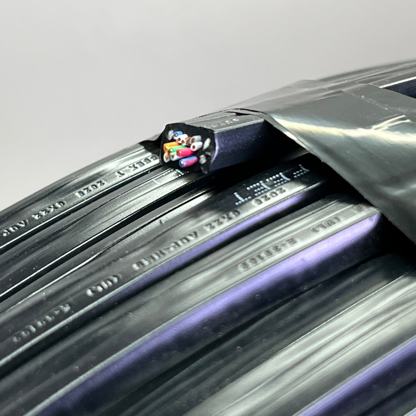 SUPERIOR ESSEX Aerial Service Drop Wire 6 Pair 22 AWG 400 ft, Black 12-006-08