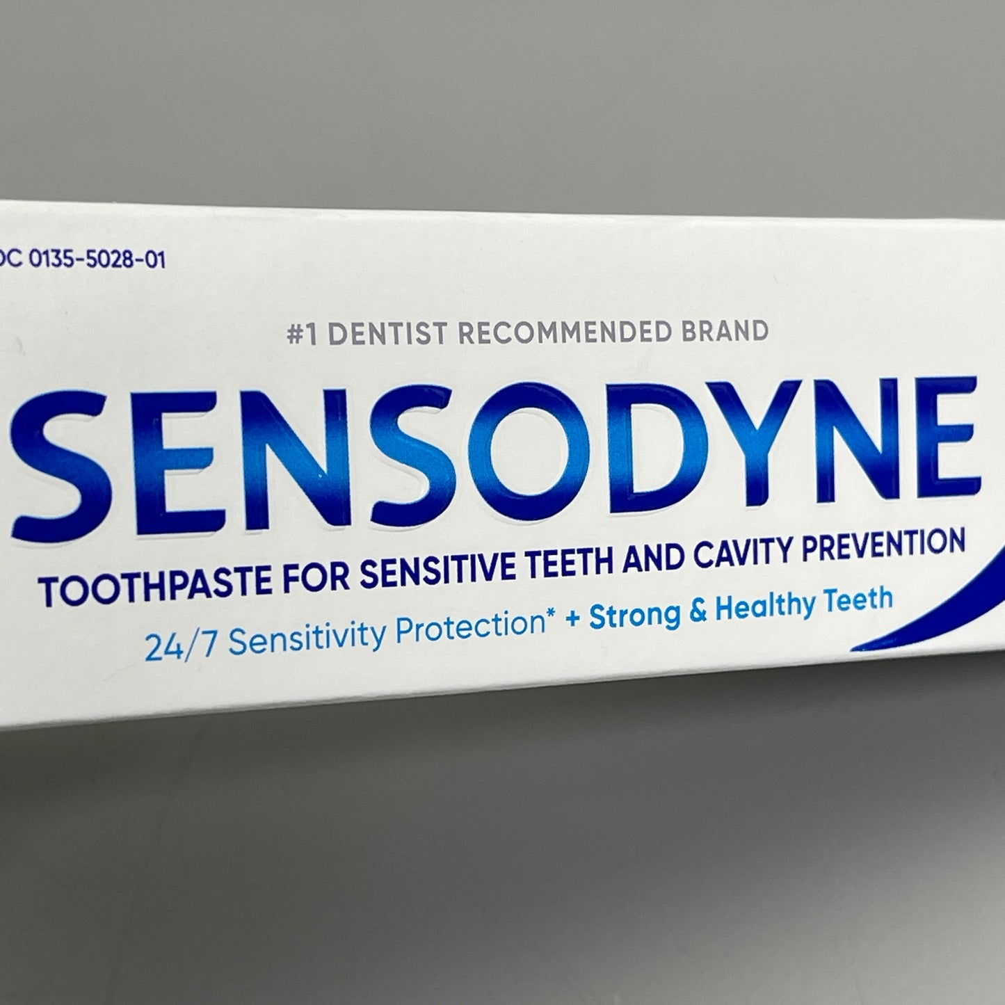 ZA@ SENSODYNE (12 PACK) Natural White Toothpaste w/Coconut Charcoal 4 oz Each EXPIRED 05/24