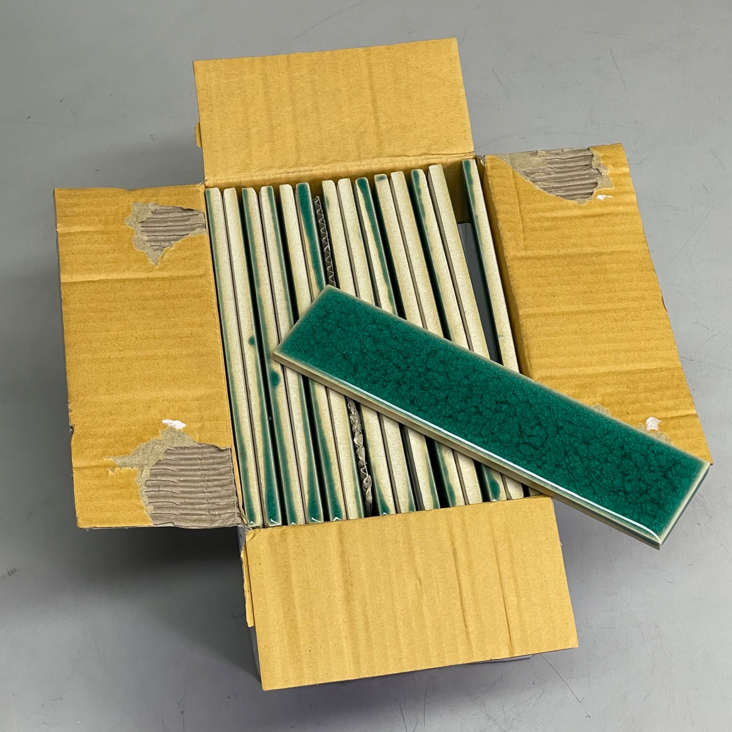 LILI (45 Tiles) Lotus Leaf Glaze Tile 2" x 8" Green G-LLF-28-45