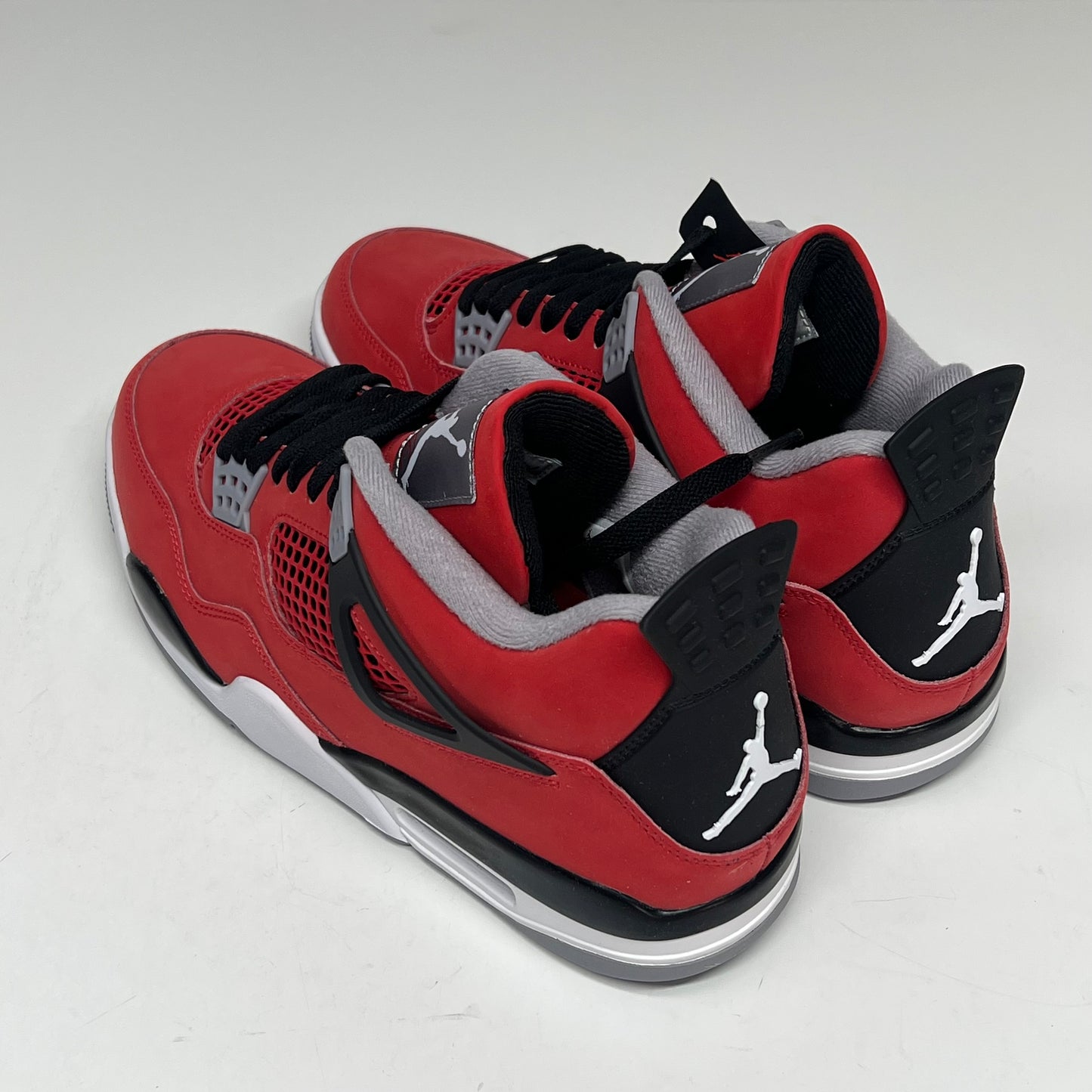 AIR JORDAN 4 Retro Toro Bravo 2026 Men's Sz 11 Fire Red/White/Black FQ8138 600