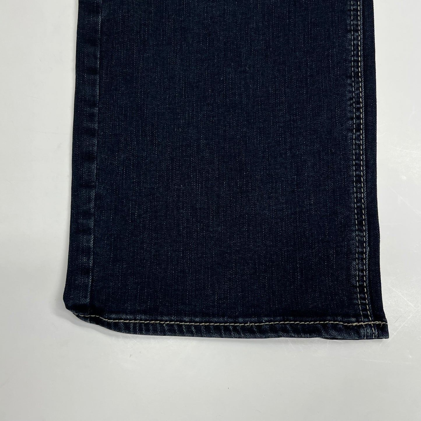 SILVER JEANS CO Suki Curvy Fit Mid Rise Slim Boot Jeans Women's Sz 18/33 Indigo