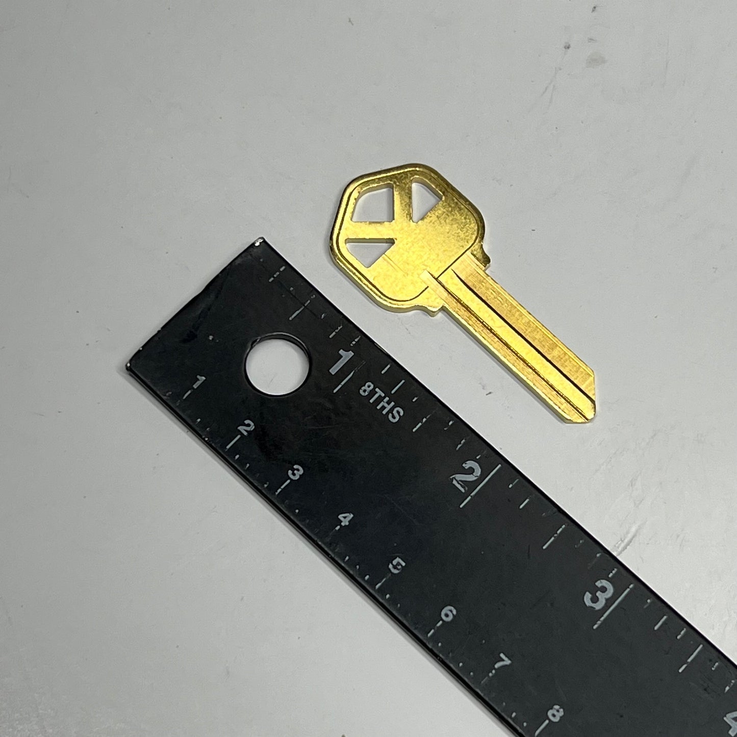 TAYLOR (250 PACK) Bin Pack Key Blanks Brass Finish KW1-BR-250PK