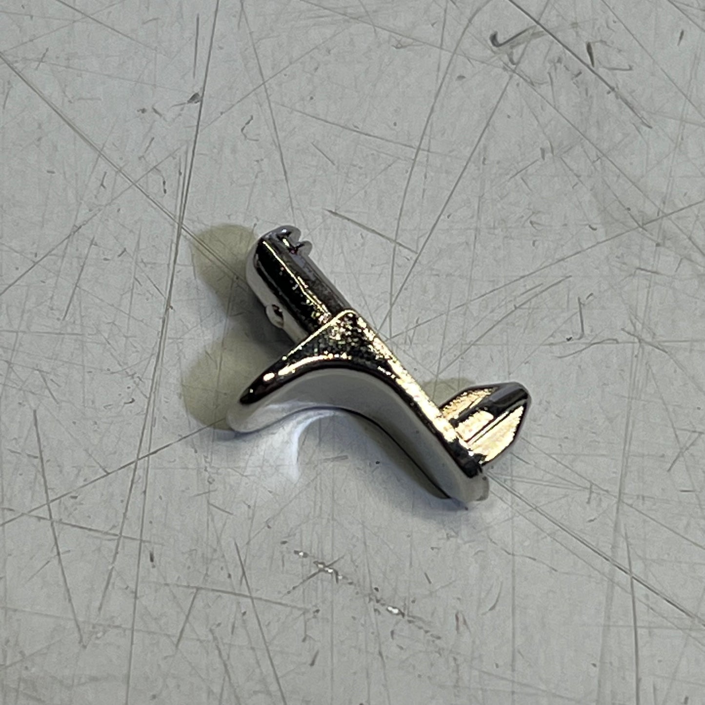 ZA@ (LOT OF 2) Hardware Adjustable Shelving Studs & Philip Head Chubby Screws Chrome