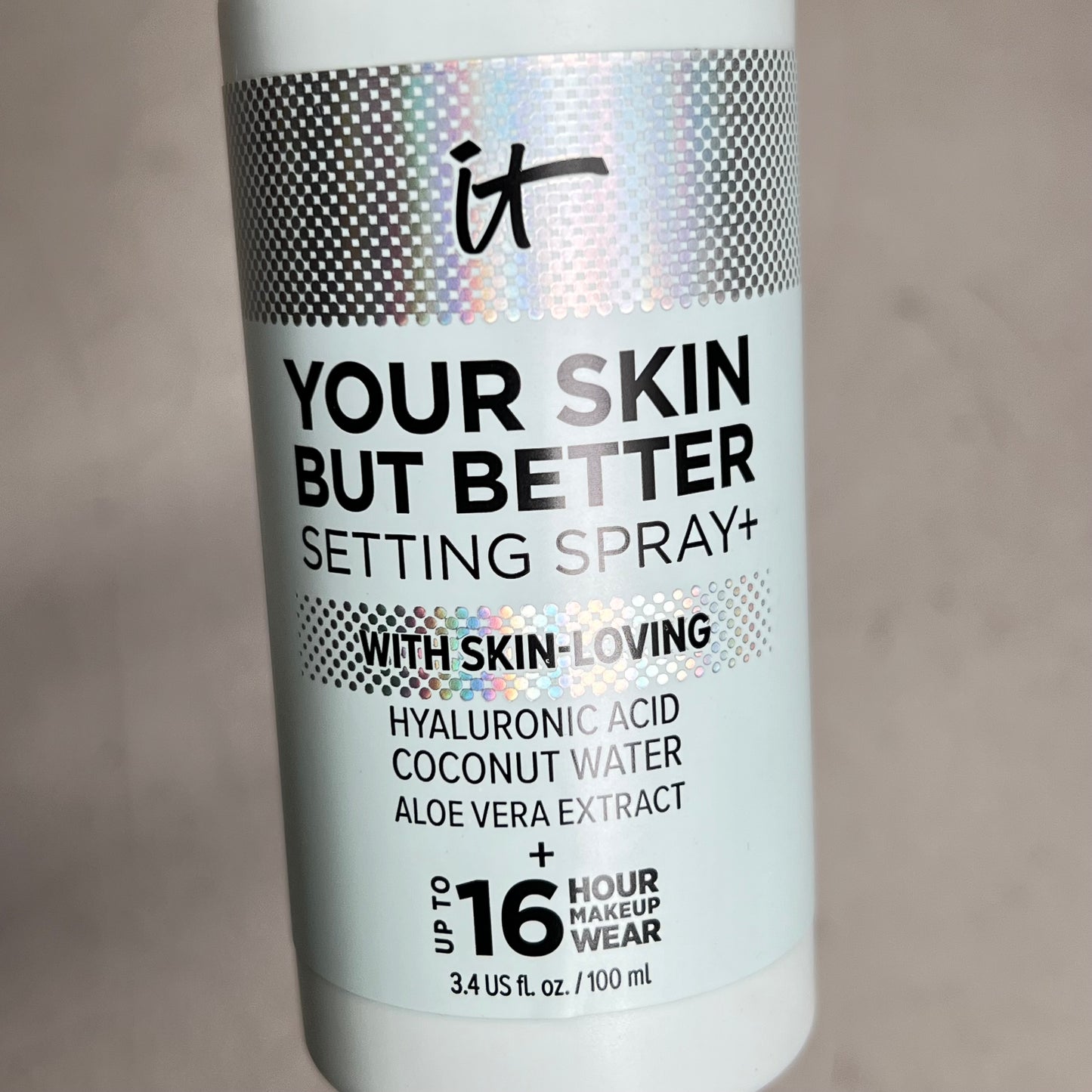 IT COSMETICS Your Skin But Better Setting Spray+ Hydrating  3.4 fl oz  Clear