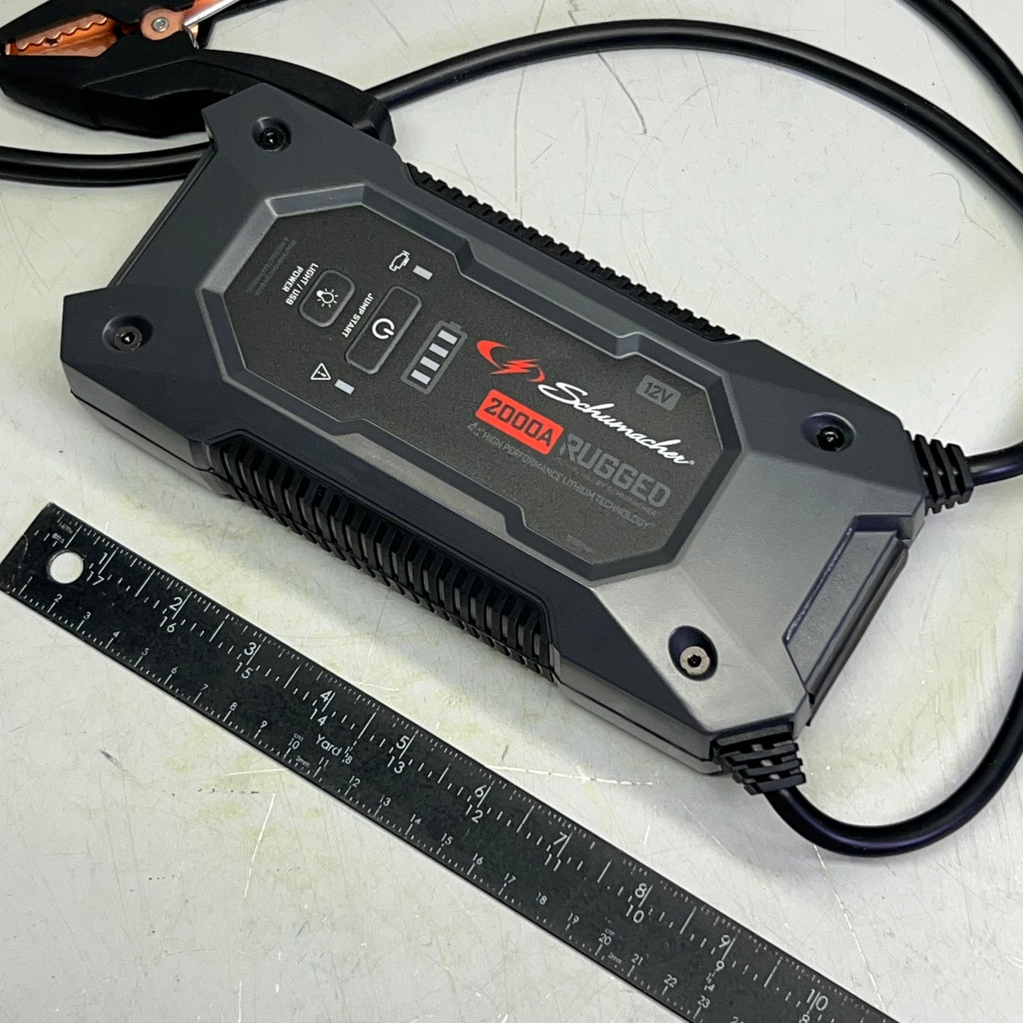 SCHUMACHER  Peak Amps Rugged Lithium Jump Starter & Power Bank for 10.0L Gas & 8.0L Diesel Engines SL1651