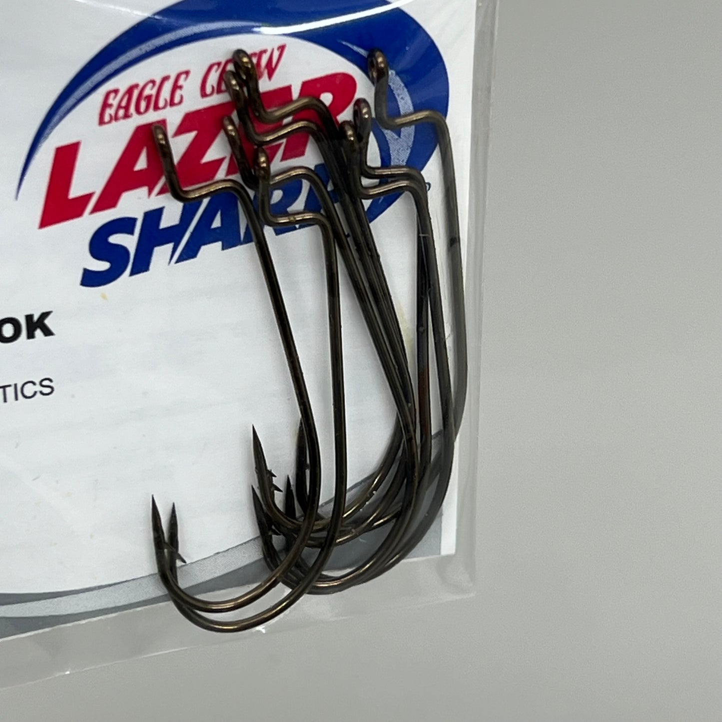 EAGLE CLAW (5 PACK) High Carbon Steel Worm Hook Bronze #4/0 8pc L093G-4/0