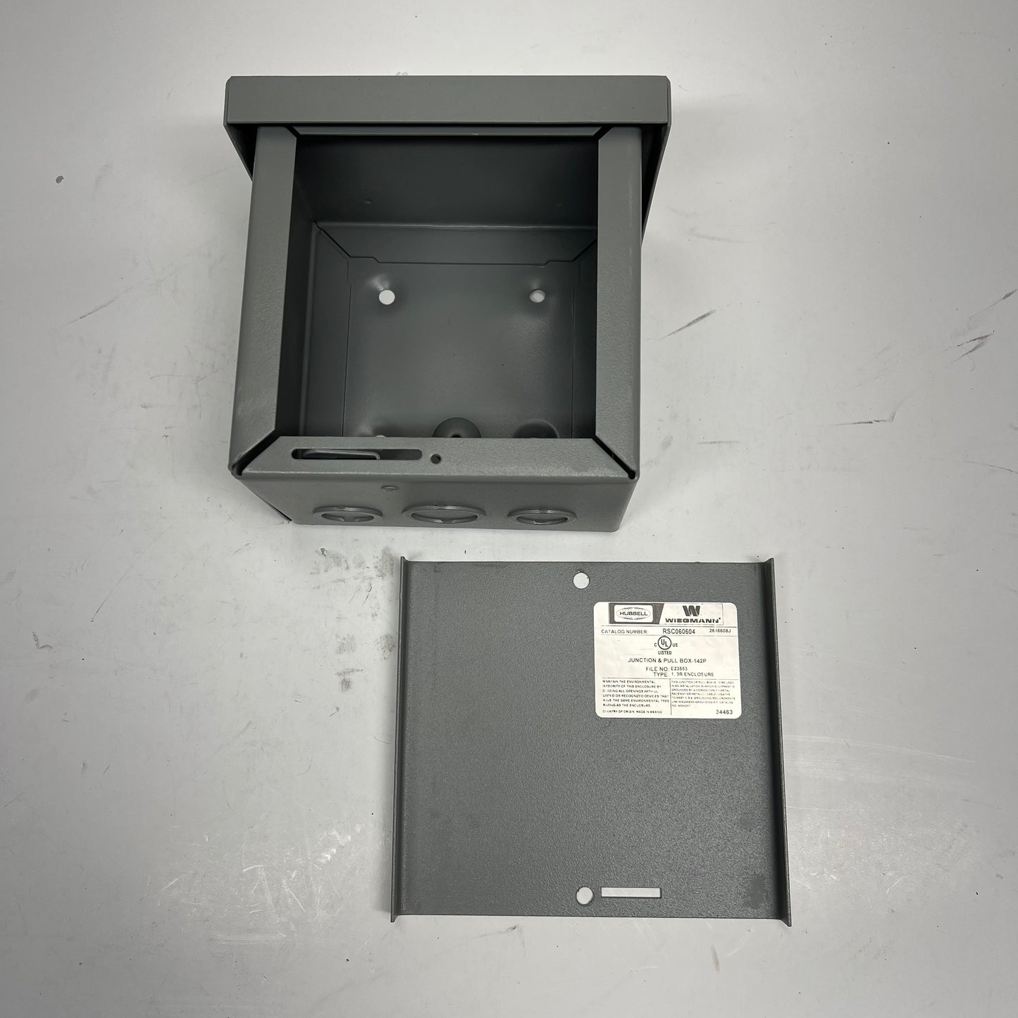 HUBBELL Wiegmann N3R Screw Cvr Wall Mount Carbon Steel 6x6x4 RSC060604 (As-Is)