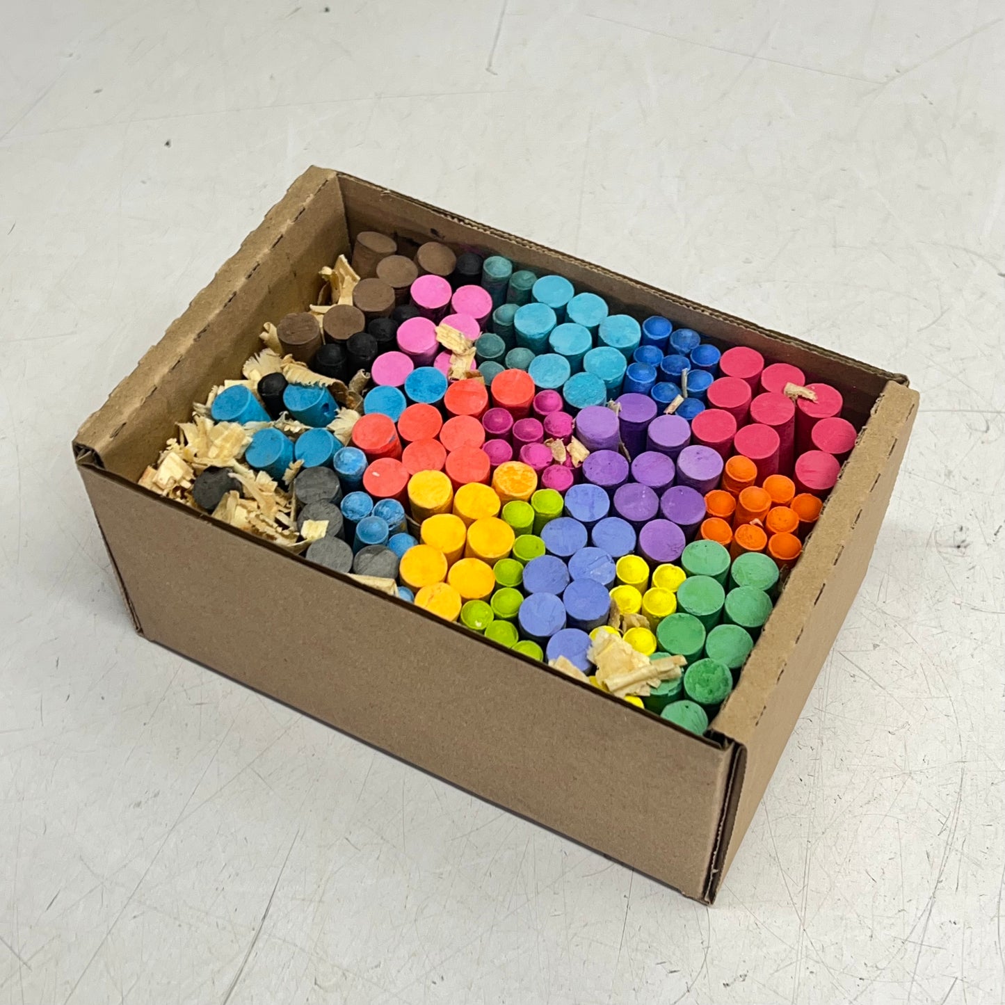 PRANG (144 PACK) Ambrite Paper Chalk Vibrant Colors Grit-free Multicolor X51000
