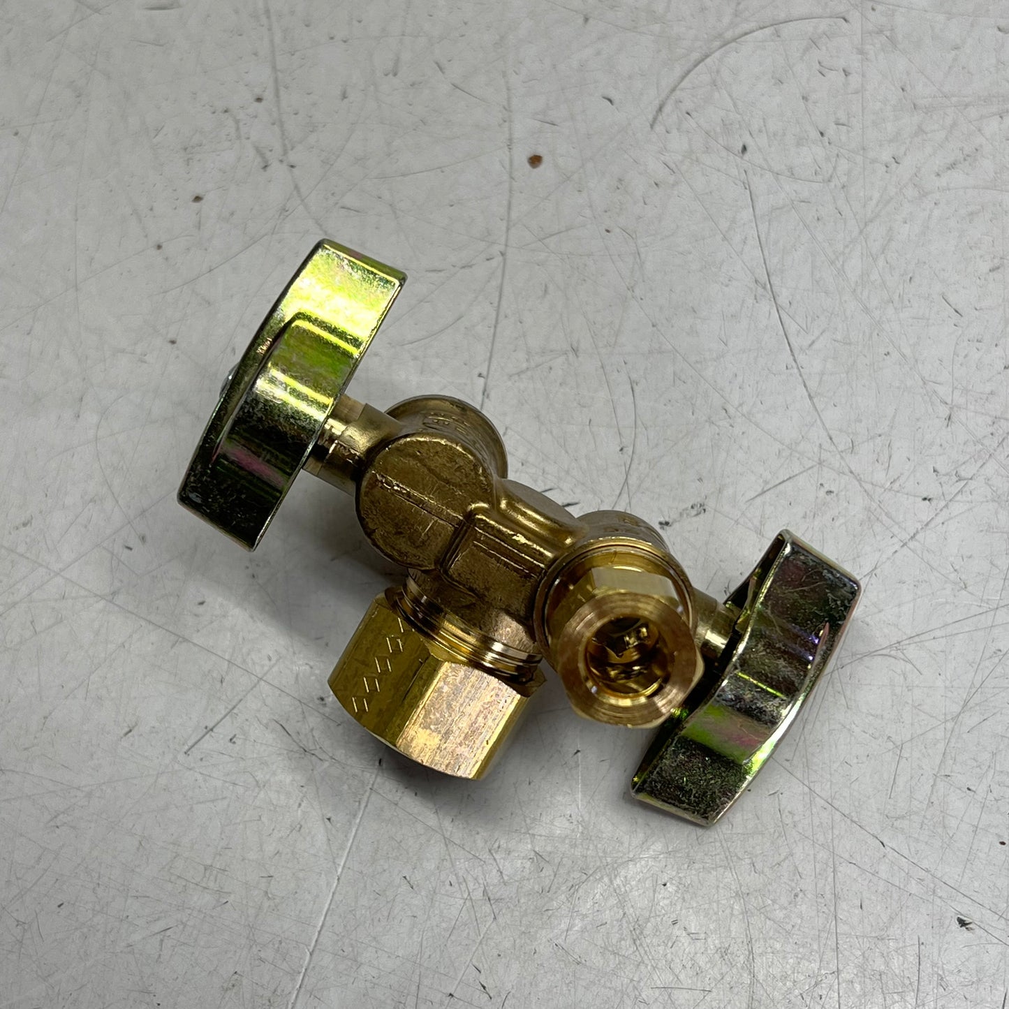 BRASS CRAFT Dual Outlet Dual Shut-off Valve 1/4" Turn Angle Ball KTCR1900DVX R