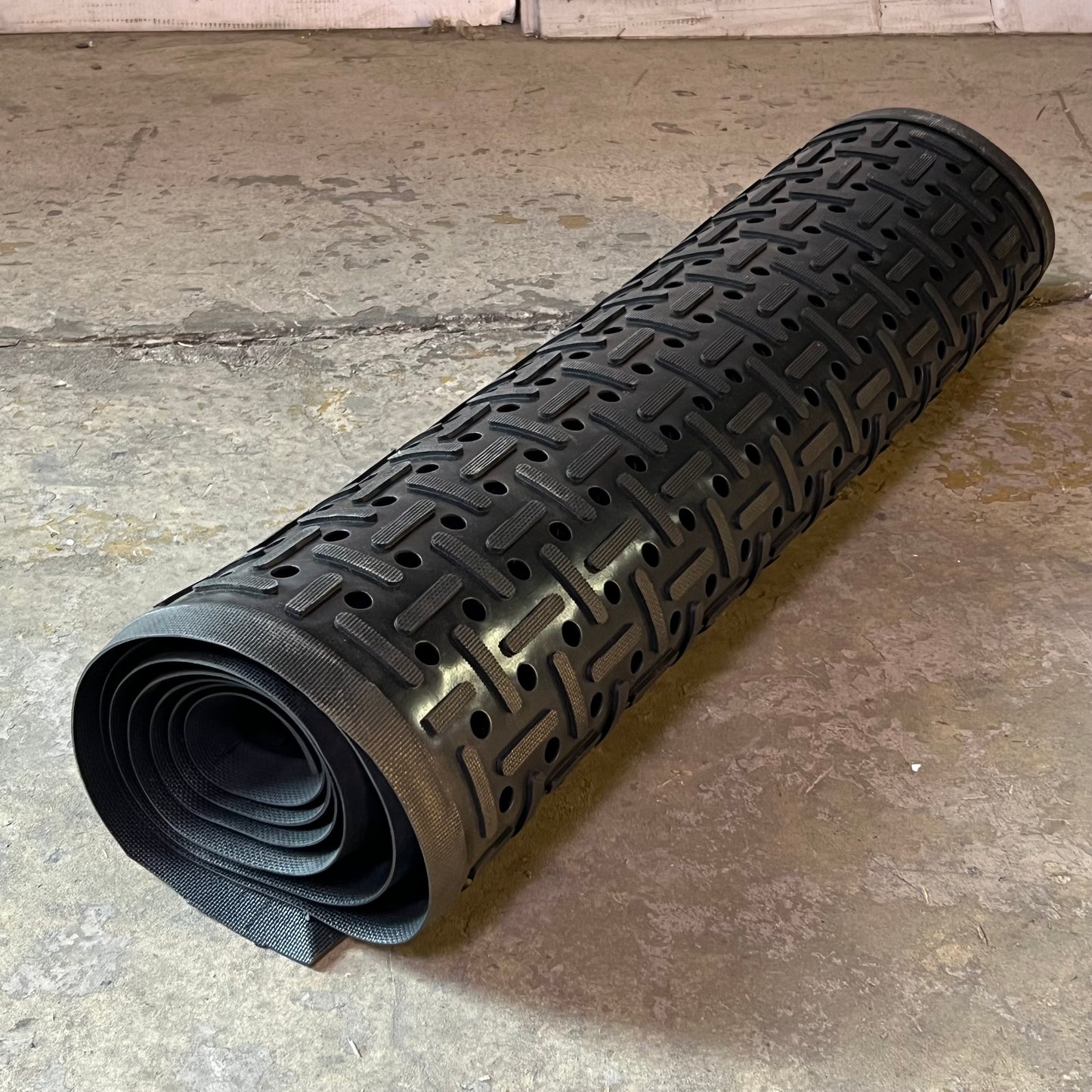 PLANT ONE Rubber Mat Sz 3'W x 9'L