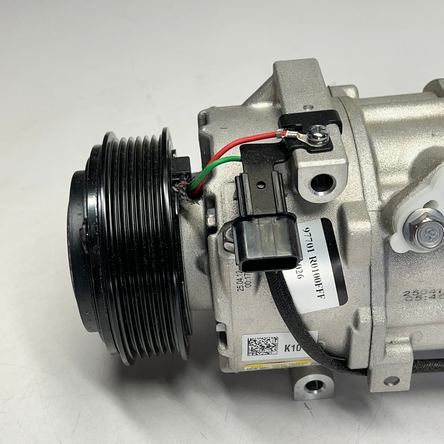 KIA MOTORS Genuine OEM Compressor Assembly 97701-R0100FFF