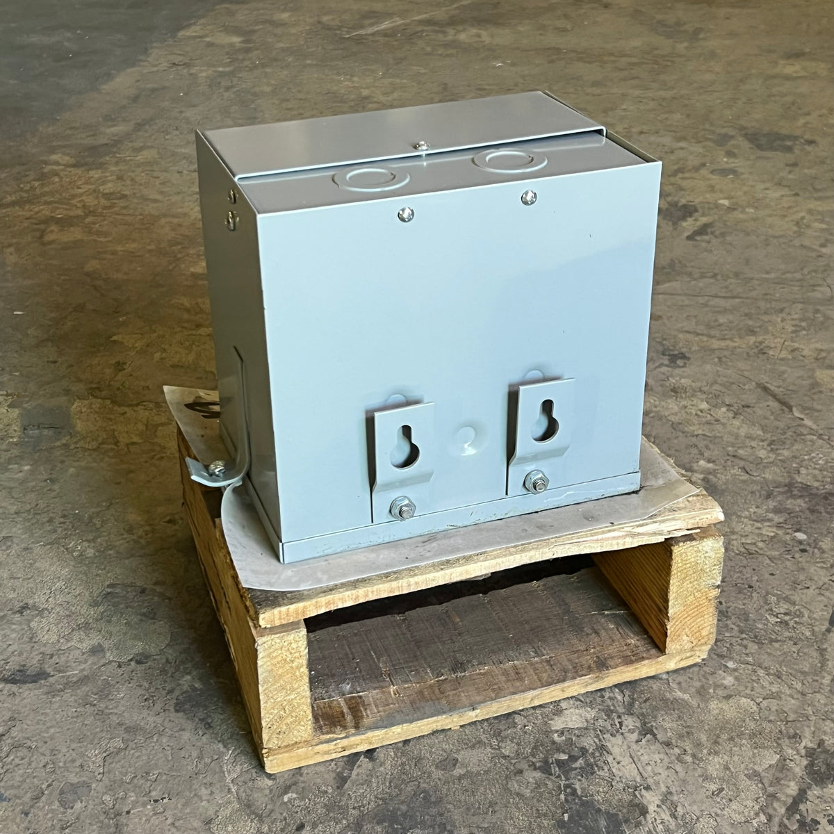 ACME ELECTRIC Dry Type Transformer 3kVA 480V to 340V 3-Phase-Cat Grey T2A533281S