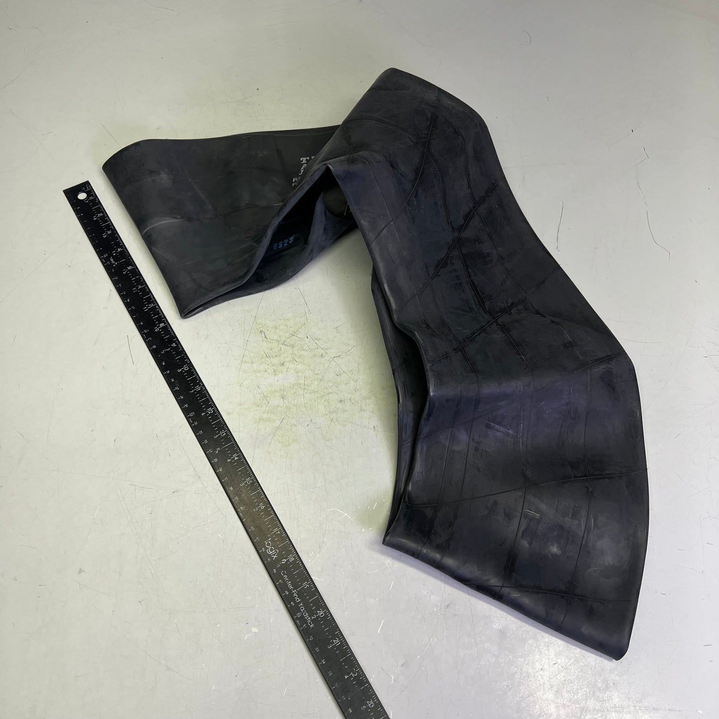 TRANS AMERICAN RUBBER  Butyl Radial Tube 28x9.00R15 Center 9I75NB TR75A