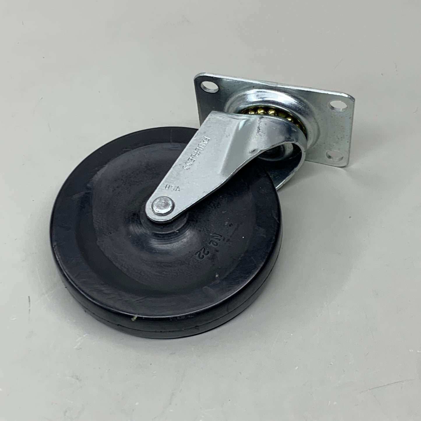 RUBBERMAID COMMERCIAL Heavy Duty Swivel Caster Rigid 5" 33PT92 GRFG29933