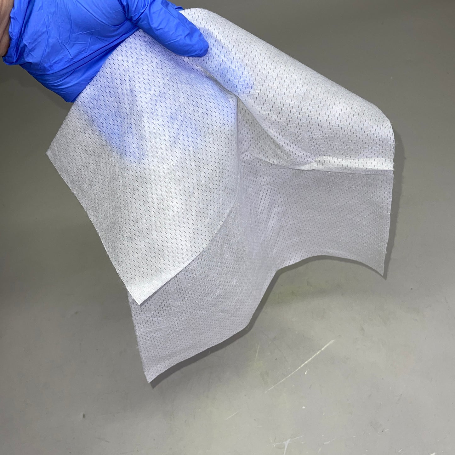 MEDLINE (6 ROLLS, 110 Wipes/Roll) Dry Disposable Cleaning Wipes 12”x 12” White EVS70111R2