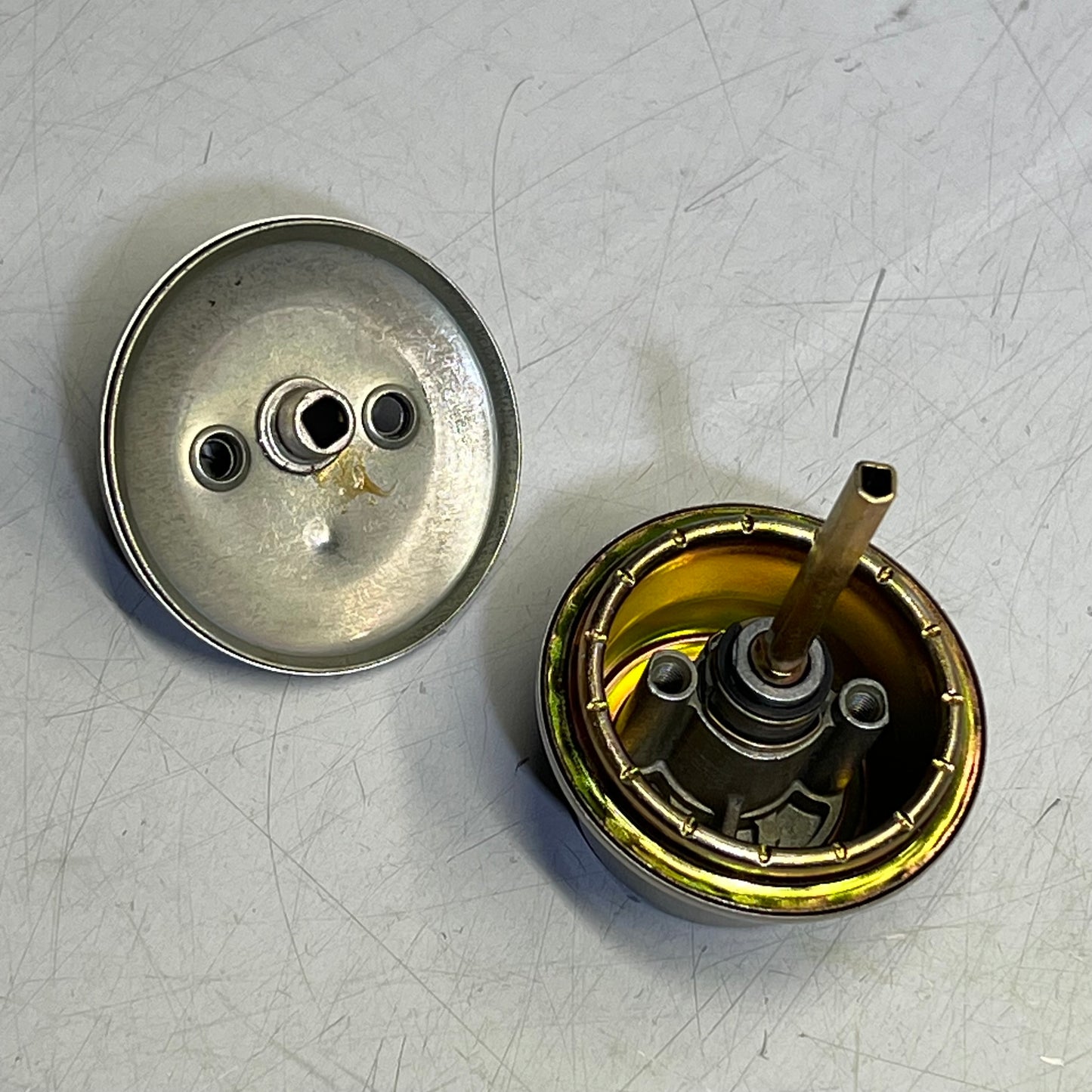 KWIKSET (2 PACK) 660 Series Single Cylinder Deadbolt Satin Nickel 96600-575